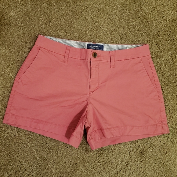 ❤ Old Navy Pink Shorts. - Picture 1 of 7